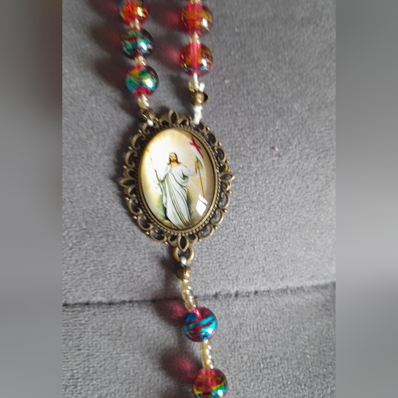 Elegant Red and Blue Glass Beads Jesus Bronze All Beaded Rosary - Picture 4 of 7